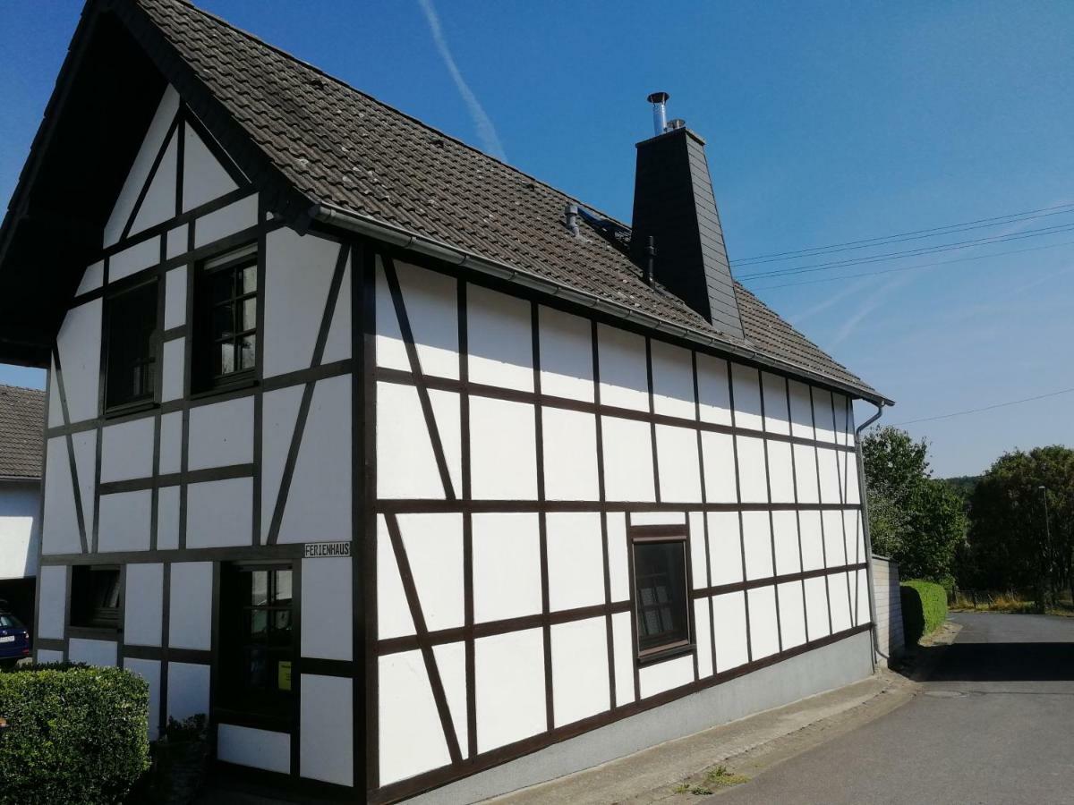 Eifel Ferienhaus Luna Ohlenhard Екстер'єр фото